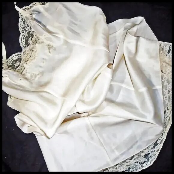 Vintage Satin Slip With Alencon Lace, VFG Retro 40s Pinup Lingerie - Picture 4 of 11
